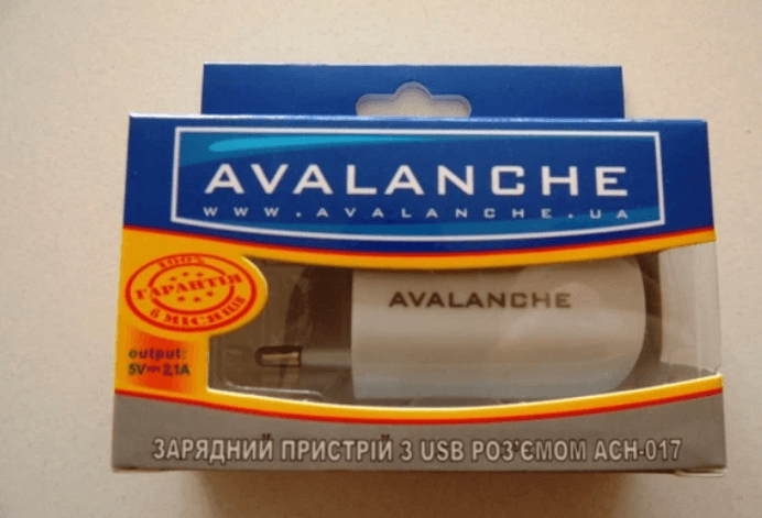 Зарядний пристрій Avalanche CЗУ-USB 2x универс.  2100 mAh (2100,1000) (ACH-017)